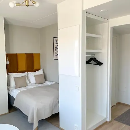 Station Apartment