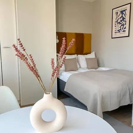 Station Apartment